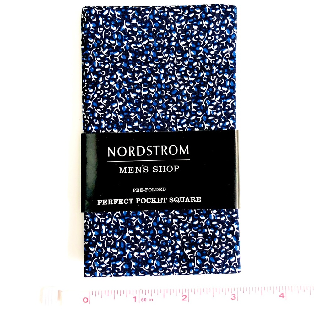 ❤️ NWT! NORDSTROM PERFECT POCKET SQUARE